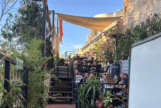 „A vendéglátás számomra személyes ügy” – beszélgetés Szolyák Péterrel, a Tímár26 Pizza tulajdonosával